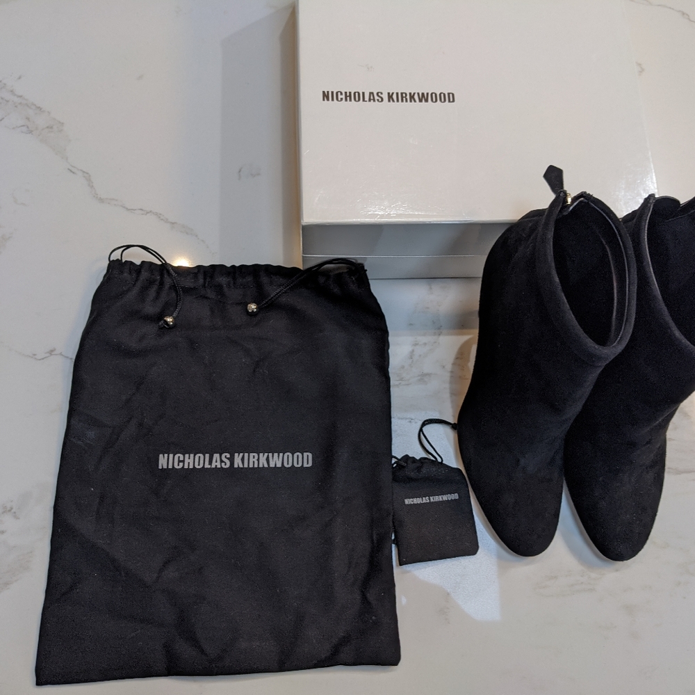 Nicholas Kirkwood suede black ankle boots.
